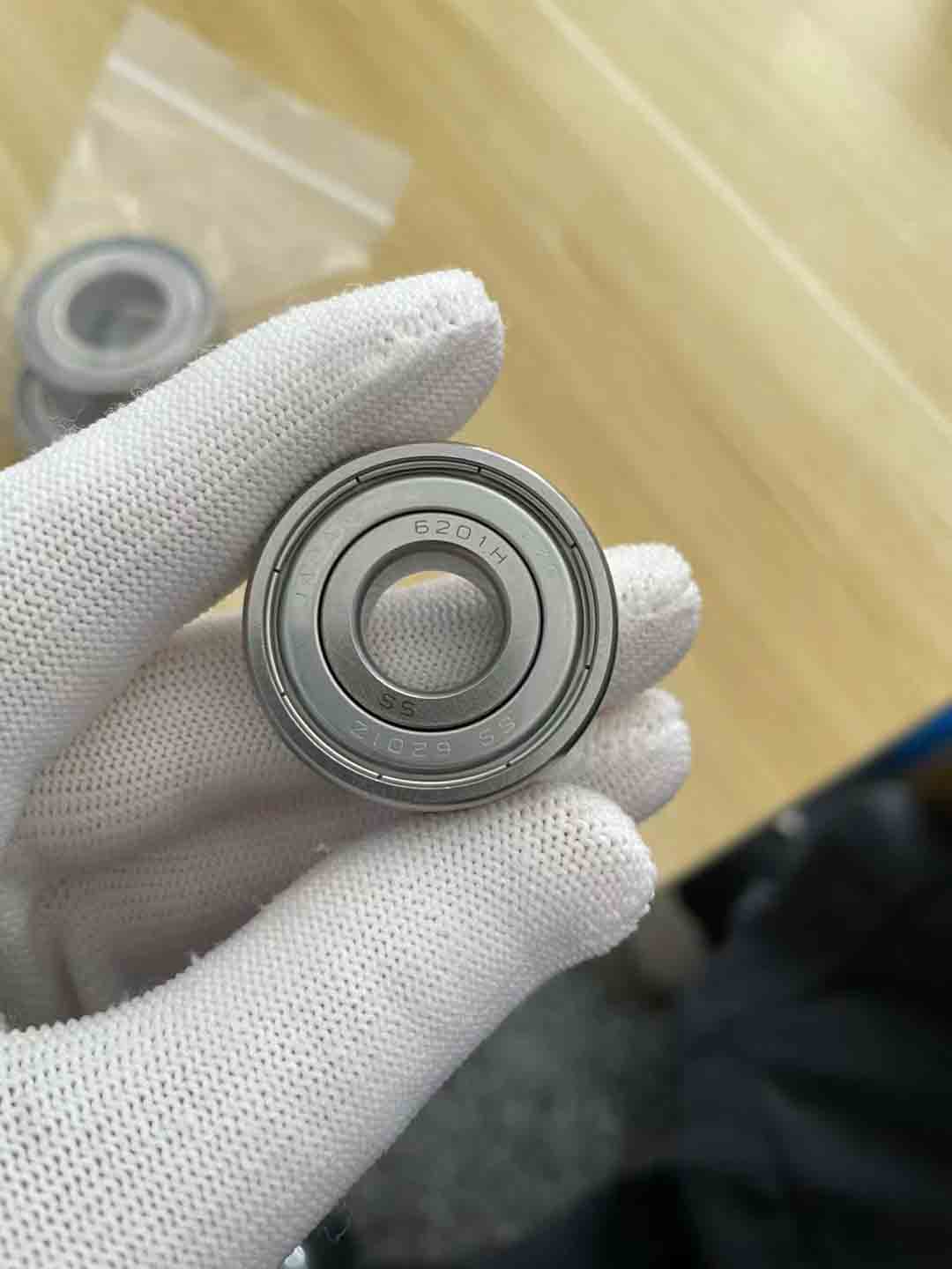 EZO  6201HZZ