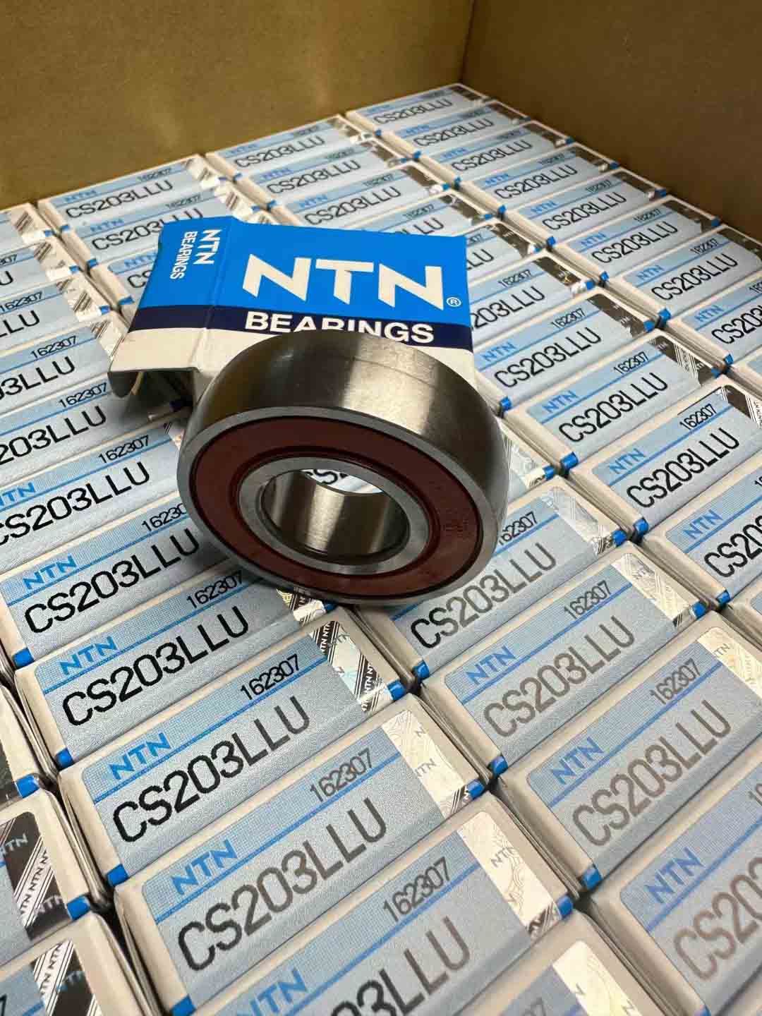 NTN  CS203LLU