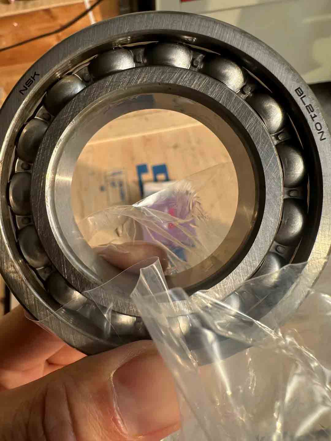 NSK  BL210N